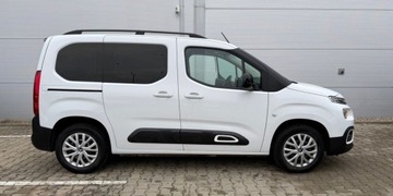 Citroen Berlingo III Osobowy M 1.2 PureTech 110KM 2022 Citroen Berlingo 1.2 PureTech Feel SS 110KM Salon PL 1.2 Benzyna 110KM, zdjęcie 5