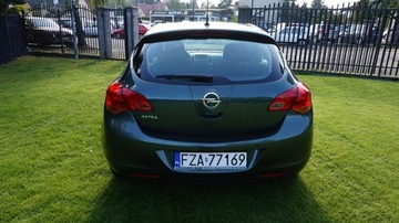 Opel Astra J Hatchback 5d 1.6 Twinport ECOTEC 115KM 2010 Opel Astra zarejestrowany, ubezpieczony. Gwarancja, zdjęcie 7