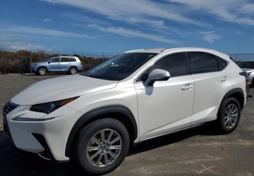 Lexus NX I SUV Facelifting 300 238KM 2020 Lexus NX Auta z USA Zapytaj o wiecej ofert 2.0 Benzyna 238KM
