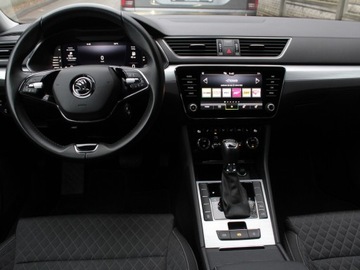 Skoda Superb III Kombi Facelifting 1.5 TSI 150KM 2022 Skoda Superb Combi rata brutto od 1 781 zł / m-c |, zdjęcie 3