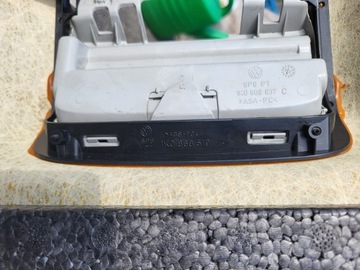 СЕРЫЙ ОТДЕЛИТЕЛЬ ДЛЯ СТЕКЛОВ VW GOLF V 5 5D OE