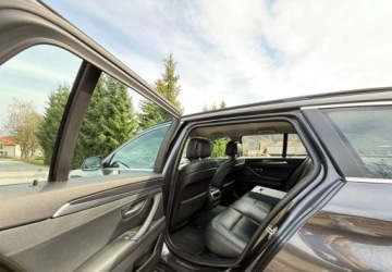 BMW Seria 5 F10-F11 Touring 520d 184KM 2011 BMW Seria 5 BMW Seria 5 520d Modern Line 2.0 Diesel 184KM, zdjęcie 18