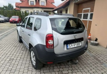 Dacia Duster I SUV 1.6 16V 105KM 2011 Dacia Duster 1,6 105KM LPG Klimatyzacja Krajowy Serwisowany 1.6 105KM, zdjęcie 8