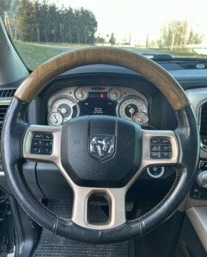 Dodge Ram IV 5.7 V8 390KM 2017 Dodge RAM Dodge RAM 5.7 Benzyna 390KM, zdjęcie 13