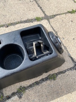 АЛЬФА РОМЕО 147 ЦЕНТРАЛЬНЫЙ ТУННЕЛЬ