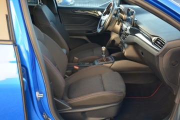 Ford Focus IV Kombi 2.0 EcoBlue 150KM 2019 Ford Focus Ford Focus 2.0 EcoBlue ST-Line 2.0 Diesel 150KM, zdjęcie 26