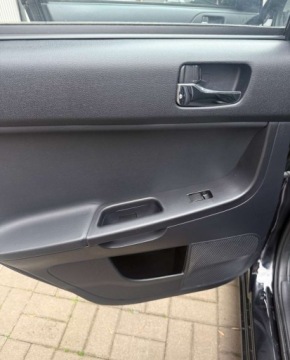 Mitsubishi 2015 Mitsubishi Lancer Mitsubishi Lancer 1.6 Invite 1.6 Benzyna 117KM, zdjęcie 34