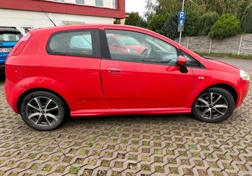 Fiat Punto Grande Punto Hatchback 5d 1.3 16V Multijet 90KM 2006 Fiat Grande Punto 1.3 Diesel ,wspomaganie ,klima 1.2 Diesel 90KM, zdjęcie 2