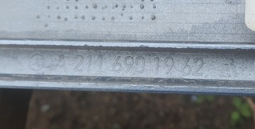 LIŠTA DVEŘE LEVÝ PŘEDNÍ MERCEDES E TŘÍDA W211 2002-2008