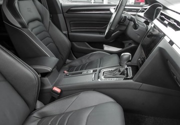 Volkswagen Arteon Fastback Facelifting 2.0 TDI 200KM 2023 Volkswagen Arteon 2.0TDI 200KM R-Line 4MOTION DSG, Nawigacja Satelitarna,, zdjęcie 10