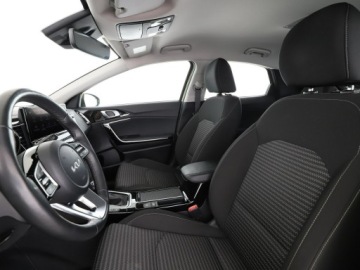 Kia XCeed PHEV Facelifting 1.6 GDi Plug-In 141KM 2023 Kia XCeed PHEV automat navi kamera grzane fotele, zdjęcie 12