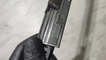 OPEL CORSA F 1.2 22R. PŘEDNÍ STRANA LEVÝ LIŠTA ZHRNUJÍCÍ