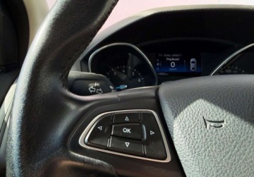 Ford Focus III Sedan Facelifting 1.5 EcoBoost 150KM 2017 Ford Focus 1.5 EcoBoost 150KM MT6 SYNC Edition Salon PL ASO 1.5 Benzyna, zdjęcie 13