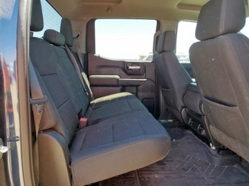 Chevrolet Silverado II 2022 Chevrolet Silverado K1500 Custom 2022 2.7l 2.7 Benzyna 310KM, zdjęcie 10