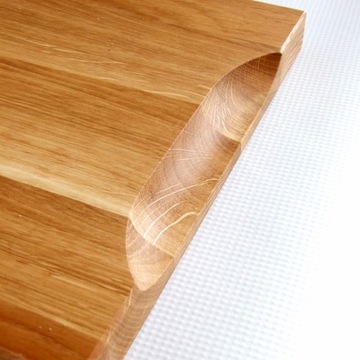 Доска разделочная 50х35х4 с ручкой из дубового бруска