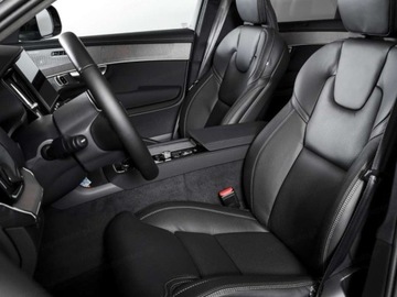 Volvo XC90 II SUV Plug-In Facelifting 2024 2.0 T8  455KM 2025 XC90 T8 AWD Plug-In Hybrid Ultra Bright 7os 2.0 (455KM) 2025, zdjęcie 5