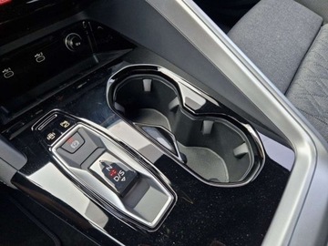 Audi Q5 II SUV Facelifting 2.0 40 TDI 204KM 2025 AUDI Q5 TDI quattro S line Suv 2.0 (204KM) 2025, zdjęcie 11
