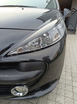 Brewki na lampy Peugeot 207 plastik abs 06-12