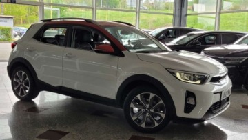 Kia Stonic I Crossover 1.0 T-GDI 120KM 2018 Kia Stonic STONIC 120KM Bi-Color Navi Niski przebieg MOZLIWA ZAMIANA 120KM, zdjęcie 8