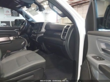  RAM 1500 2022 Ram 1500 Big Horn 4x2 Quad Cab 64 Box 5.7 Benzyna 395KM, zdjęcie 10