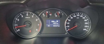 Kia Carens IV Minivan 1.6 GDI 135KM 2014 Kia Carens GDI Niski Przebieg LED Grzana Kiera Klima Tempomat 1.6 Benzyna, zdjęcie 15