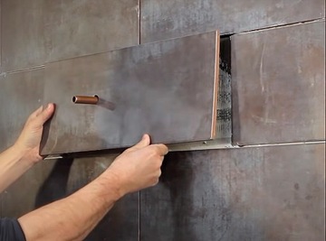 PRZYRZĄD DO PRZENOSZENIA OTWORÓW NA PŁYTKI