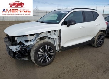 Volvo XC40 2025 Volvo XC 40 Plus 2025 2.0l 2.0 Benzyna 247KM