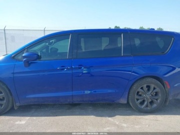 Chrysler Pacifica II 2020 Chrysler Pacifica Touring 2020 3.6l 3.6 Benzyna 287KM, zdjęcie 2