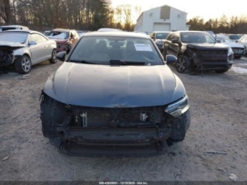 Volkswagen Jetta VI 2021 Volkswagen Jetta R-LINE, od ubezpieczalni 1.4 Benzyna 147KM, zdjęcie 2