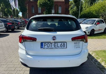 Fiat Tipo II Station Wagon 1.6 MultiJet 120KM 2017 Fiat Tipo Fiat Tipo Kombi 1.6 MultiJet DCT Lounge 1.6 Diesel 120KM, zdjęcie 5