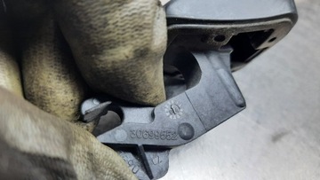 KLIKA DVEŘE PŘEDNÍ PRAVÁ 30699552 VOLVO XC90 02-14R