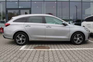 Hyundai i30 III Wagon Facelifting 1.5 T-GDI 48V 160KM 2021 HYUNDAI i30 Comfort, zdjęcie 7