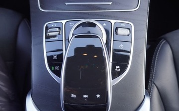 Mercedes GLC C253 SUV 2.0 250 211KM 2018 Mercedes-Benz GLC Bezwypadkowy Serwisowany 1-Wlasciciel Navi Kamera360 HUD, zdjęcie 24