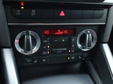 Audi A3 8P Hatchback 3d 2.0 TDI CR 140KM 2011 Audi A3 2.0 TDI, 4X4, Xenon, Bi-Xenon, Klima, zdjęcie 12