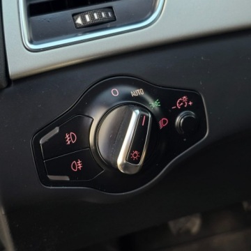 Audi A4 B8 Avant 1.8 TFSI 160KM 2008 Audi A4 Avant A4 B8 1.8 S line Sportpaket, zdjęcie 29