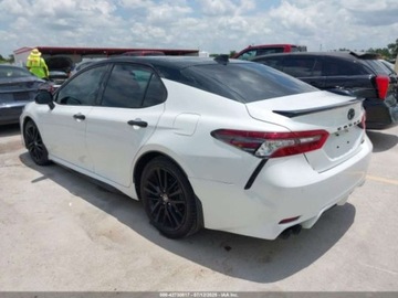 Toyota Camry IX 2021 Toyota Camry XSE V6 2021 3.5l 3.5 Benzyna 301KM, zdjęcie 3