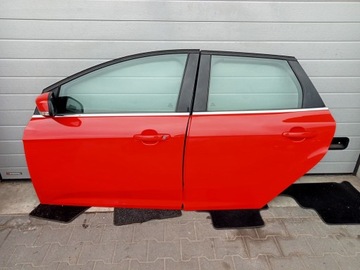 FORD FOCUS MK3 2011- Drzwi lewy przód lakier ZC