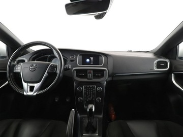 Volvo V40 II 2019 Volvo V40 R-line full LED klima auto navi grzane, zdjęcie 14