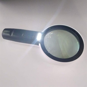 Лупа со светодиодной подсветкой x10 DT7666 110 мм