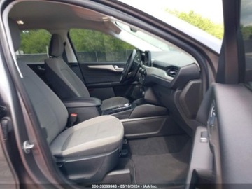 Ford Escape III 2021 Ford Escape SE 2021 1.5l 1.5 Benzyna 181KM, zdjęcie 9