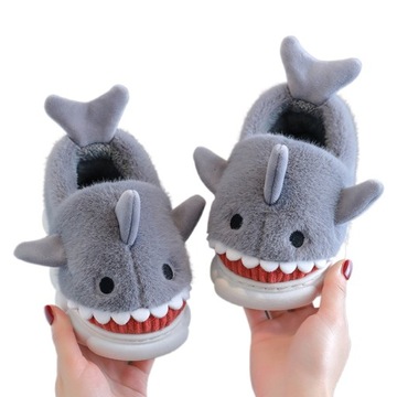 ŚMIESZNE KLAPKI ANTYPOŚLIZGOWE REKIN SHARK KAPCIE CIEPLE BAWELNIANE KAPCIE
