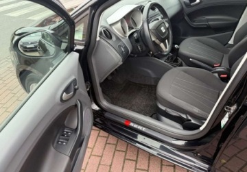 Seat Ibiza IV Hatchback 5d 1.2 TSI 105KM 2011 Seat Ibiza 1.2Tsi KLIMATRONIC Panorama dach Extra stan 1.2 Benzyna 105KM, zdjęcie 9