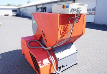 RĘBAK ROZDRABNIACZ UNTHA LR700 18,5kW autorewers