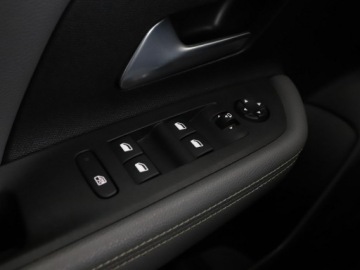 Opel Mokka II SUV 1.2 Turbo 100KM 2021 Opel Mokka Elegance kamera Bluetooth tempomat LED, zdjęcie 31