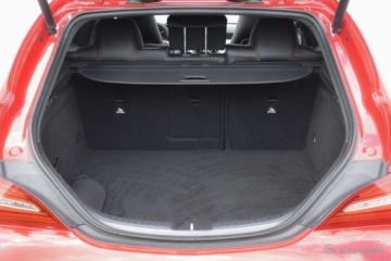 Mercedes CLA C117 Shooting Brake Facelifting 2.0 220 184KM 2017 Mercedes-Benz CLA CLA 220 4-MATIC 184KM Shooting-Brake AMG Panorama Salon, zdjęcie 38