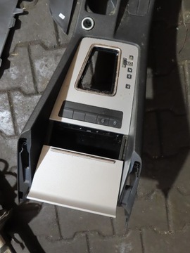 Skoda Octavia III Туннель, центральный подлокотник