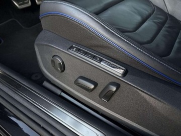Volkswagen Arteon Shooting Brake R 2.0 TSI 320KM 2022 Volkswagen Arteon R 4Motion DCC ACC Kamery 360 HarmanKardon Hak Faktura Va, zdjęcie 10