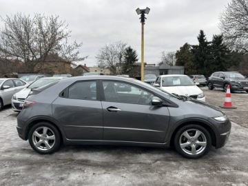 Honda Civic VIII Hatchback 3d 1.4 i-VTEC 100KM 2009 Honda Civic 1.4 100KM/Zamian/Kredyt/VIP Gwarant, zdjęcie 6