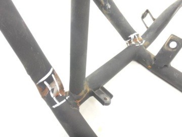 Кронштейн переднего бампера Kymco Mxu 465I