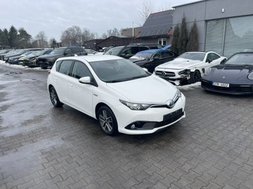 Toyota Auris II Hatchback 5d Facelifting 1.8 Hybrid 136KM 2017 Toyota Auris Hybryda Klimatronik Podgrz. Kamera